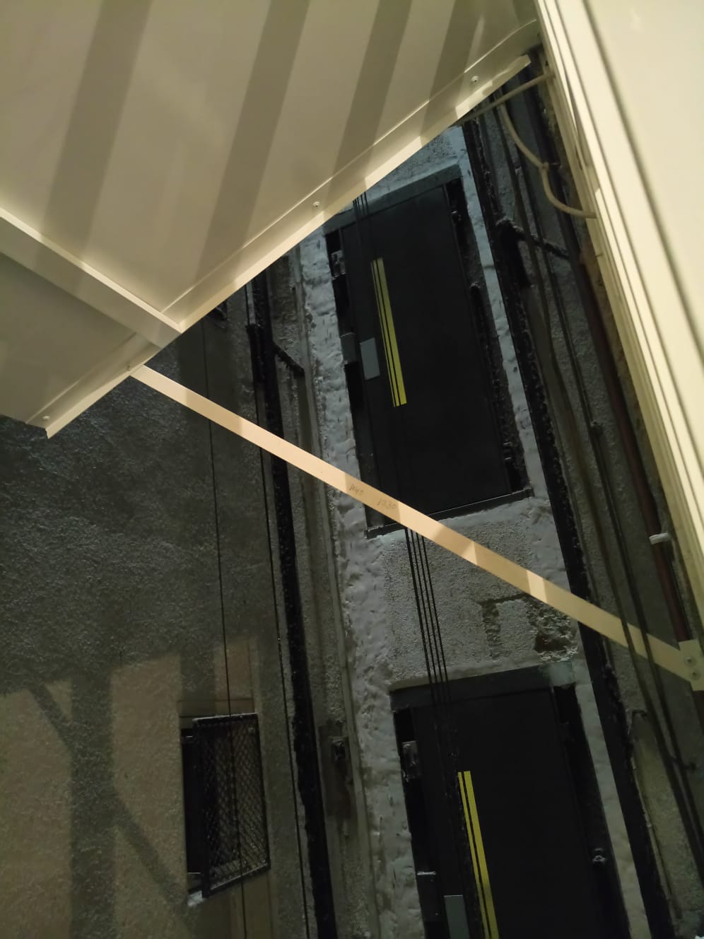 Tejadillo aluminio para protección Tejadillo alumino